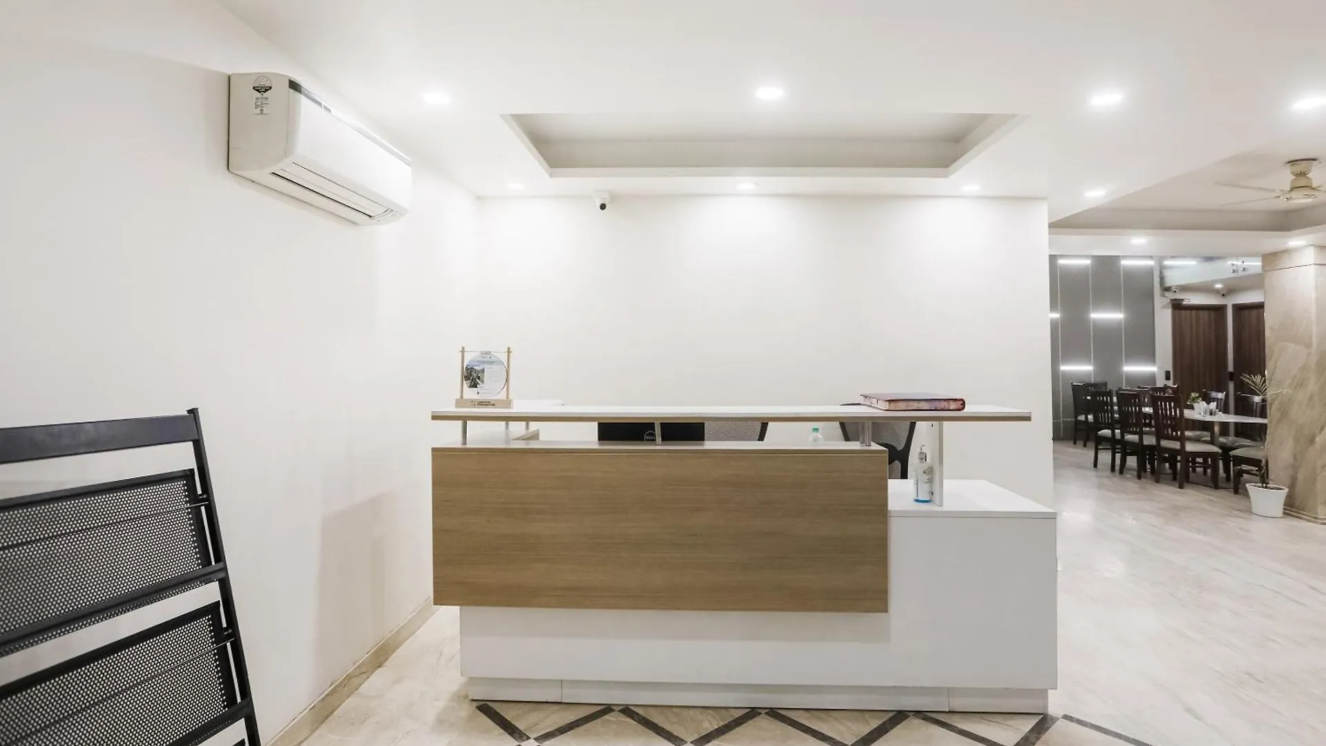 Townhouse The Amv Hotel غورغاون 4*,  الهند